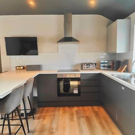 Sloane Modern 2 Bedroom Seafront Apartment Blackpool Exteriör bild